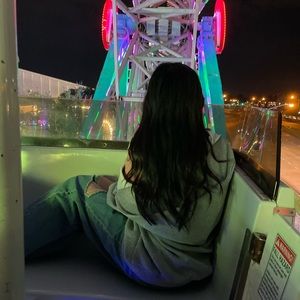 Meet your Posher, Selina